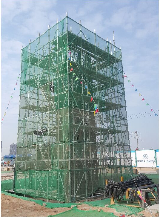 title='墩身盘扣脚手架施工现场' 